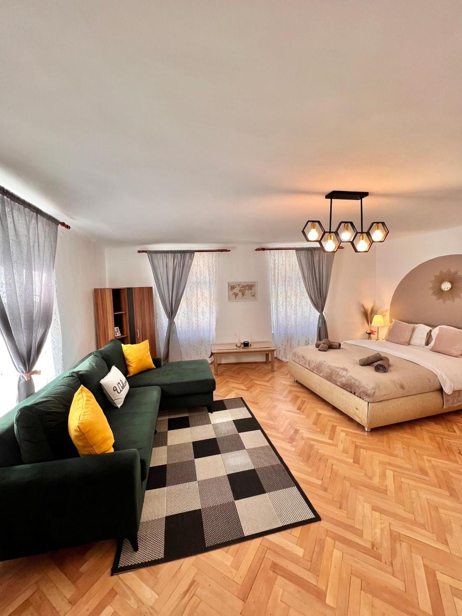 Old Town City Center Apartments Braszów Zewnętrze zdjęcie