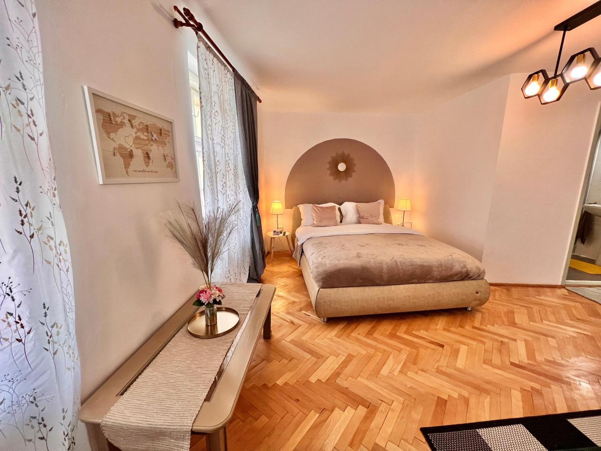 Old Town City Center Apartments Braszów Zewnętrze zdjęcie