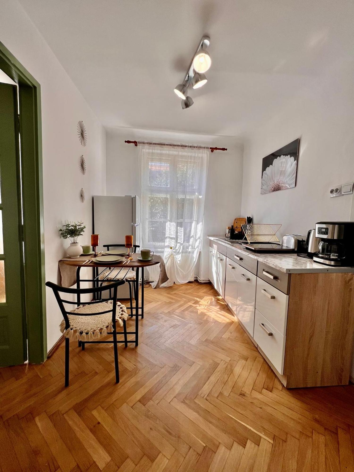 Old Town City Center Apartments Braszów Zewnętrze zdjęcie