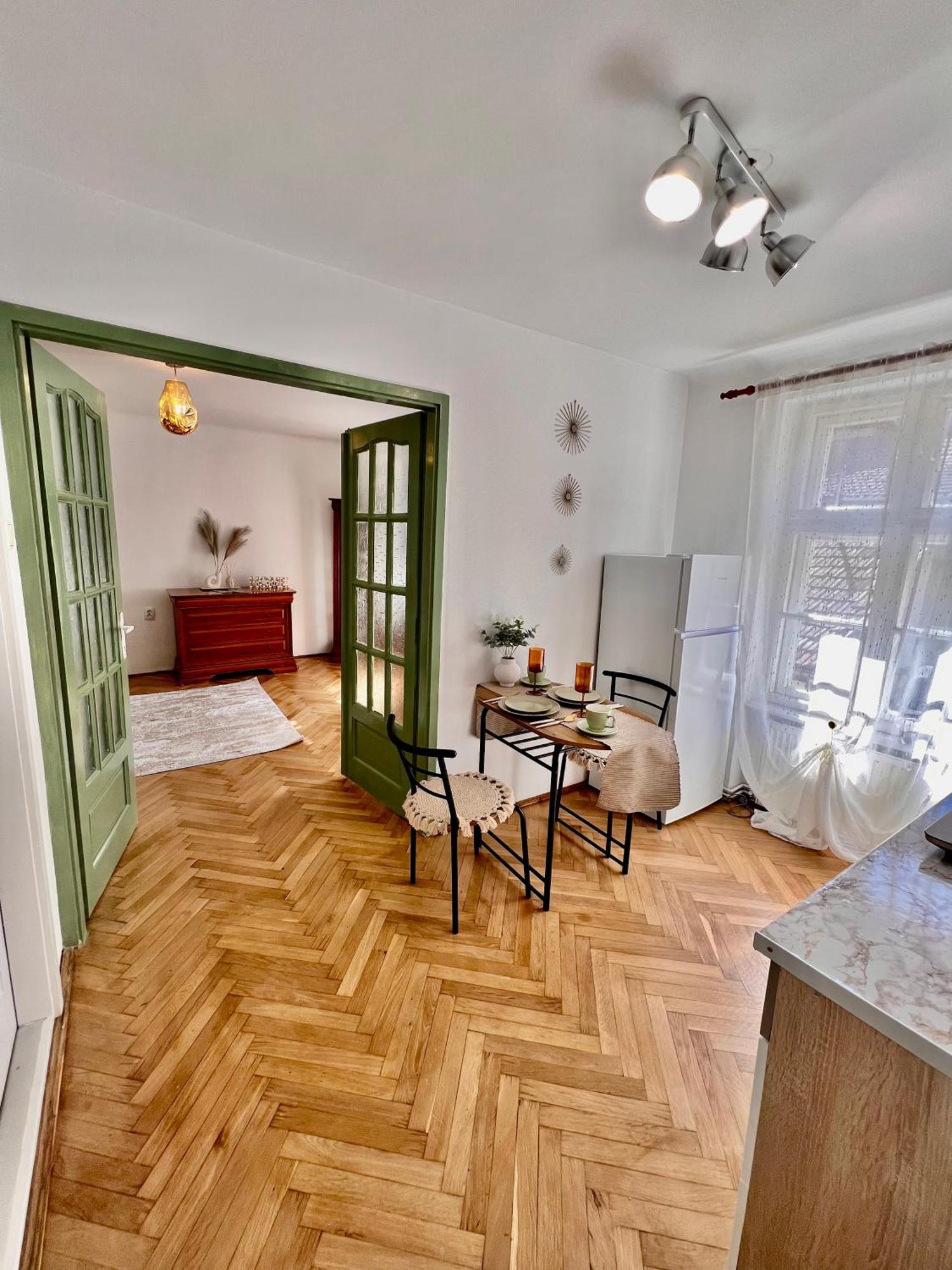 Old Town City Center Apartments Braszów Zewnętrze zdjęcie