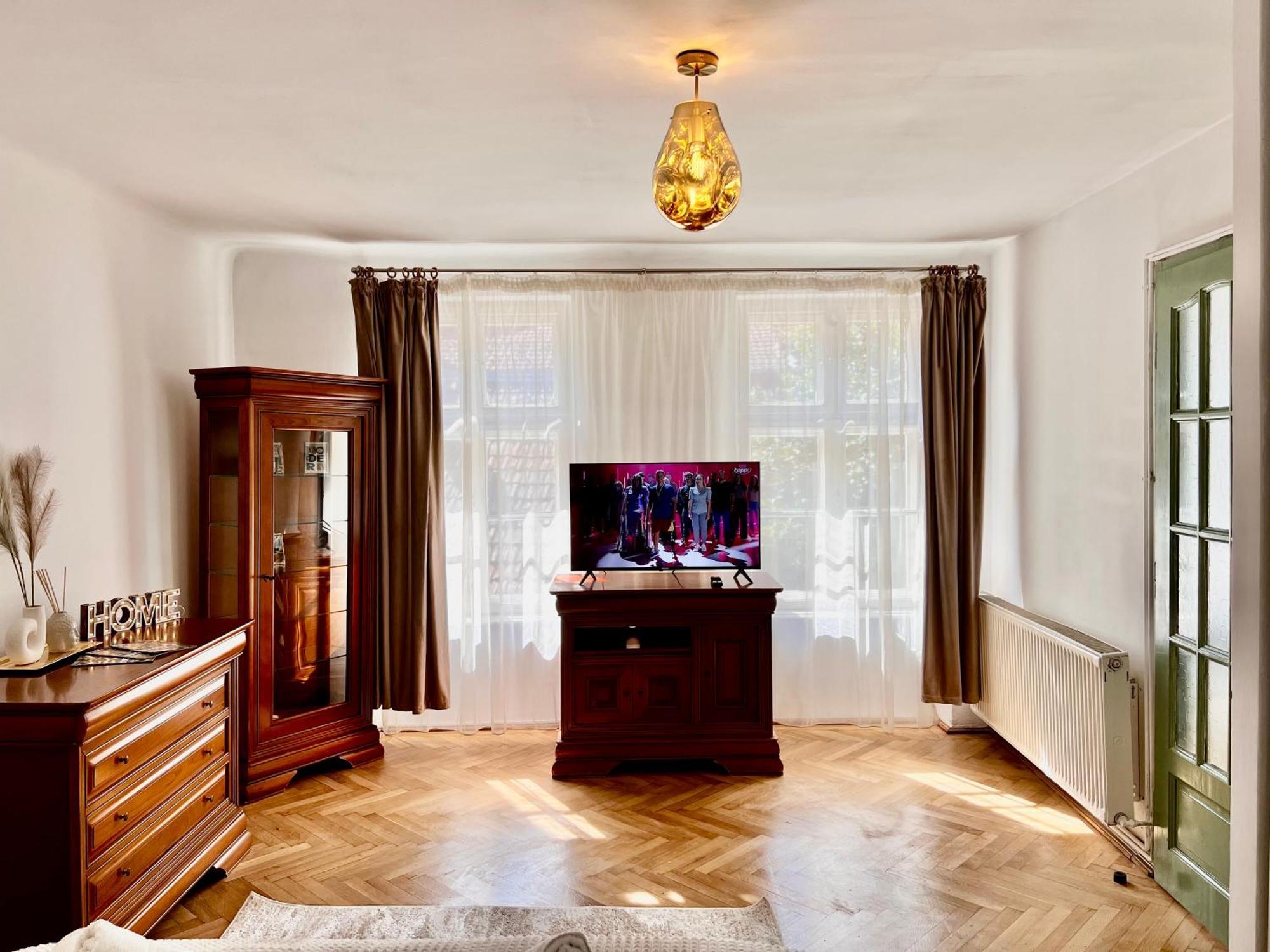 Old Town City Center Apartments Braszów Zewnętrze zdjęcie